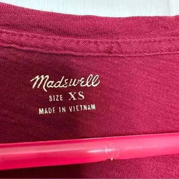 Madewell T-Shirt V-Neck Front  Pocket Burgundy Size Extra Small - Picture 10 of 16
